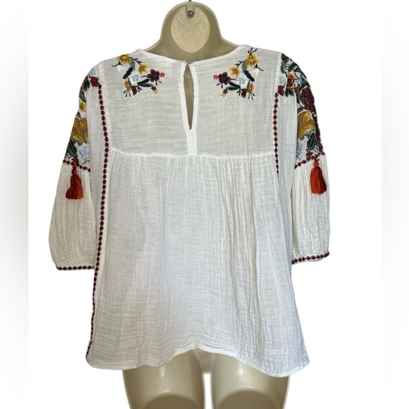 For The Republic White Blouse with Floral Embroidery - Picture 5 of 6
